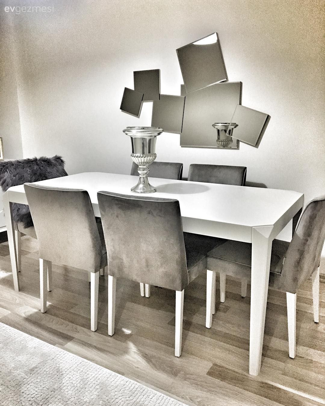 Gri ve morun sofistike uyumu. Seval hanımın evinden..