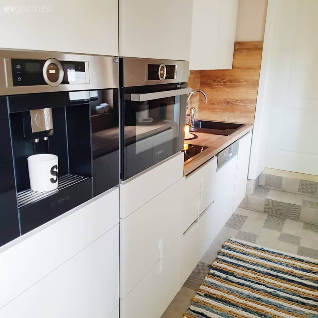 Ankastre, Mutfak, Beyaz mutfak, Modern mutfak, Kulpsuz mutfak dolabı, Ahşap mutfak tezgahı, Koridor tipi mutfak