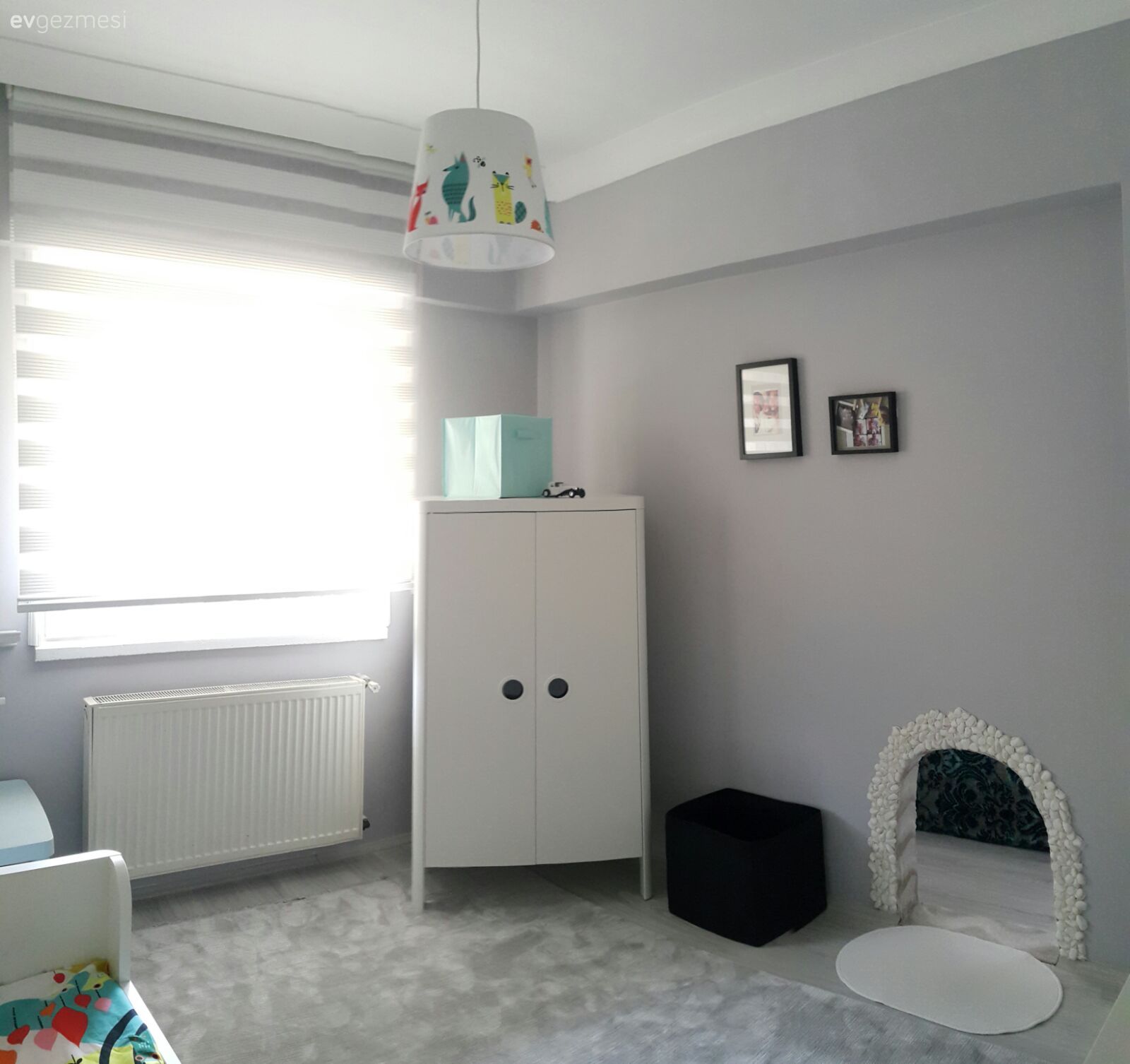 Çocuk Odası, Gri