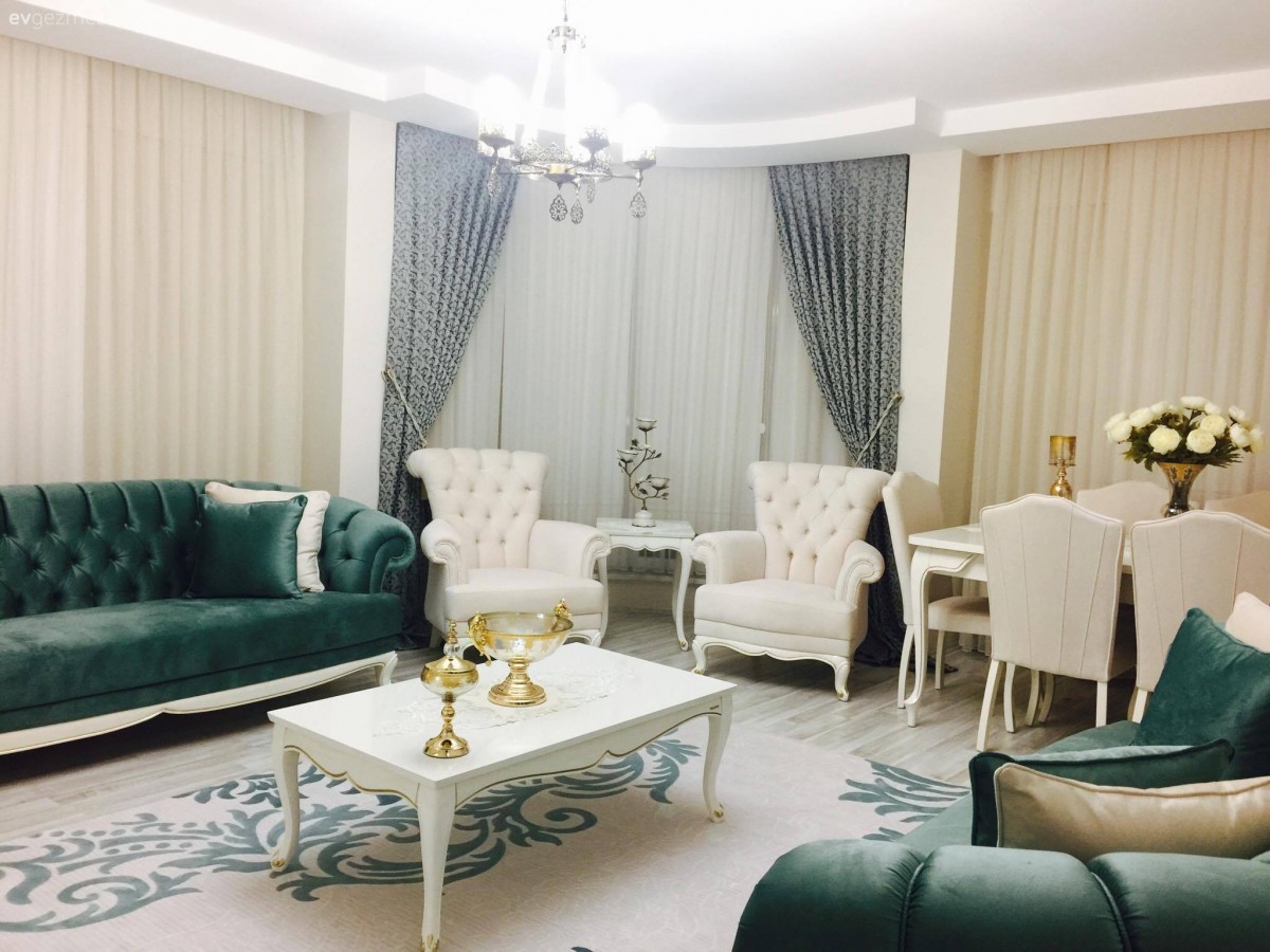 Berjer, Fon perde, Halı, Orta sehpa, Salon, Yeşil, Perde