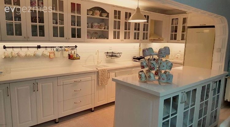 Amerikan Mutfak, Beyaz mutfak, Mutfak