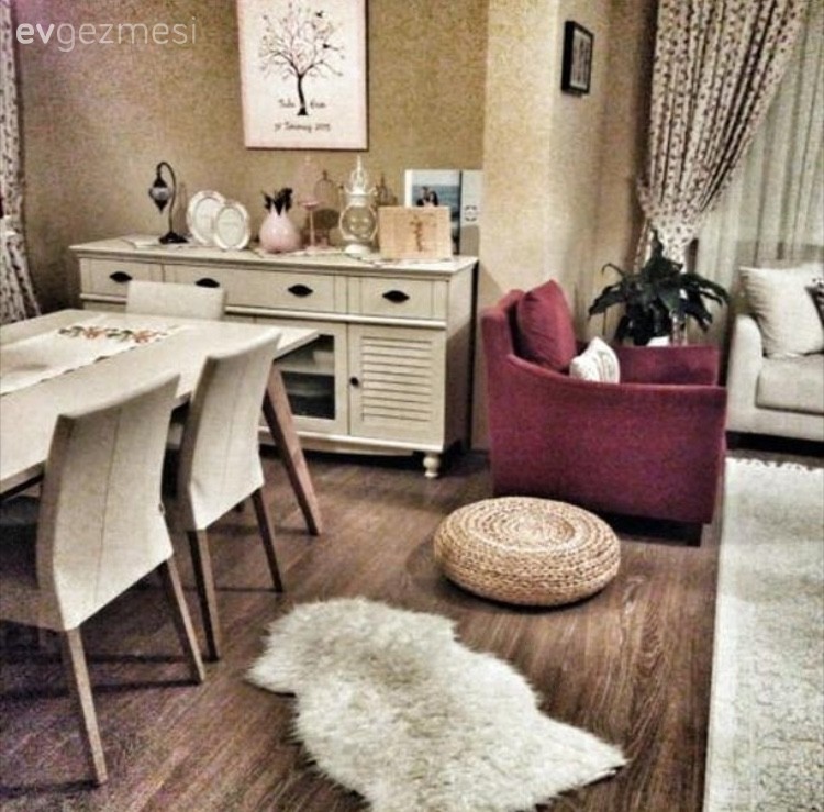 Duvar dekorasyonu, Konsol, Puf, Yemek Odası