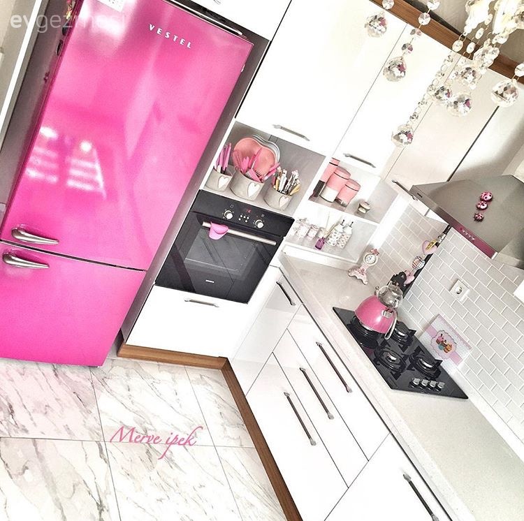 Merve hanımın renkli evi..