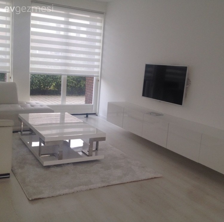 Beyaz, Köşe koltuk, Orta sehpa, Salon, Tv ünitesi