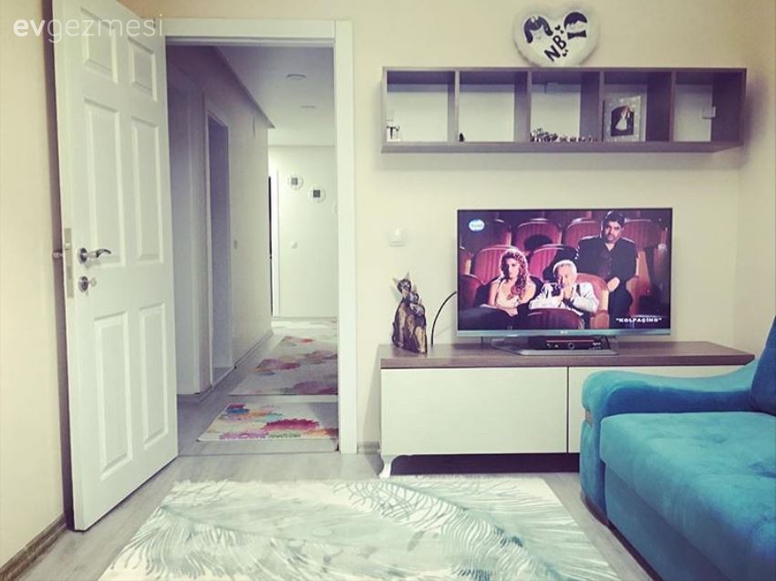 Betül hanımın cıvıl cıvıl ve genç evi..