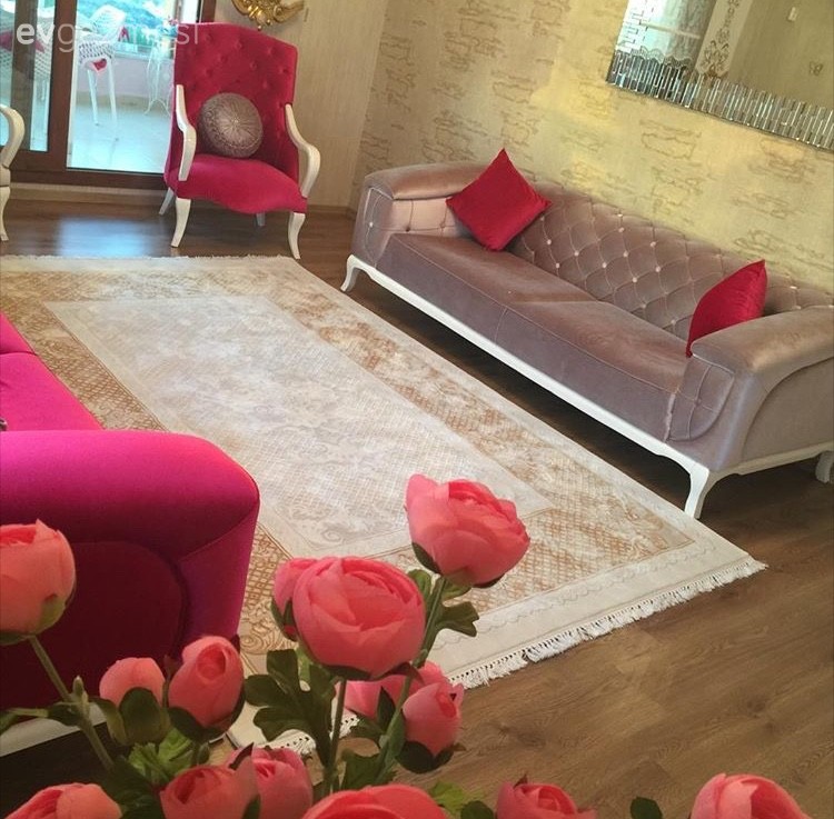 Gönül hanımın klasik ve moderni harmanladığı, göz alıcı evi..