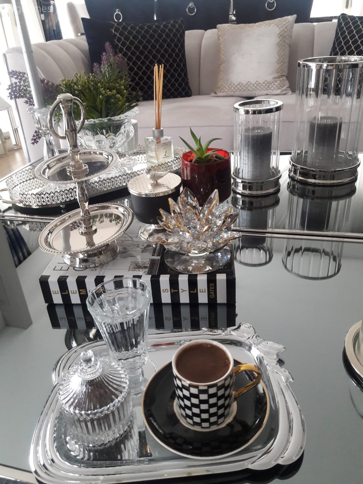 Bu Modern Lüks Evde Detaycılık Hüküm Sürüyor