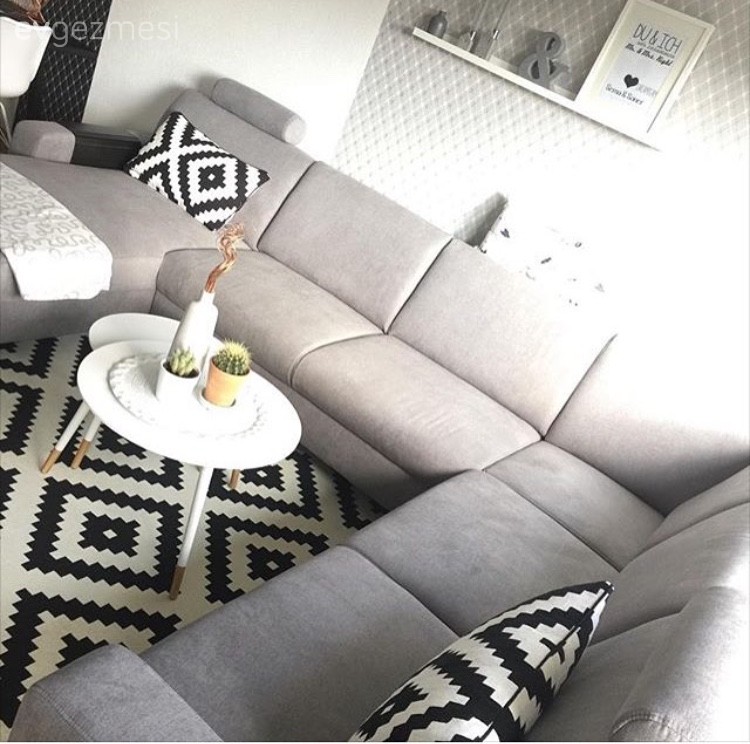 Duvar dekorasyonu, Gri, Köşe koltuk, Salon, Sehpa, Siyah- Beyaz, Kırlent