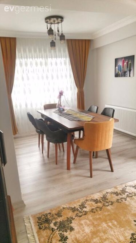 Salon, Yemek Odası, Sarı, Avize, Fon perde, Halı, Ceviz