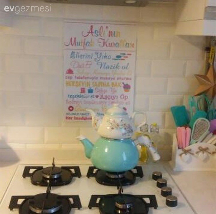 Aslı hanımın aydınlık ve zarif mutfağı..
