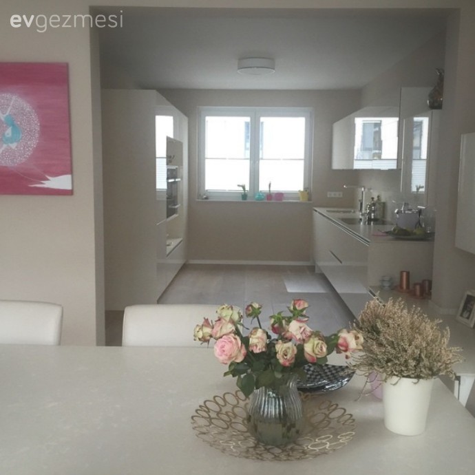 Çiçekler, Dekoratif Objeler, Mutfak