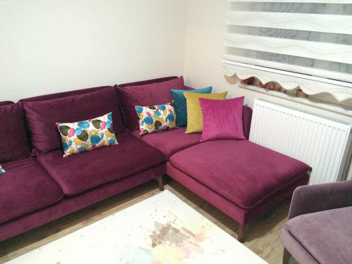 Nejla hanımın canlı ve dinamik evinin yeni odalarından kareler..