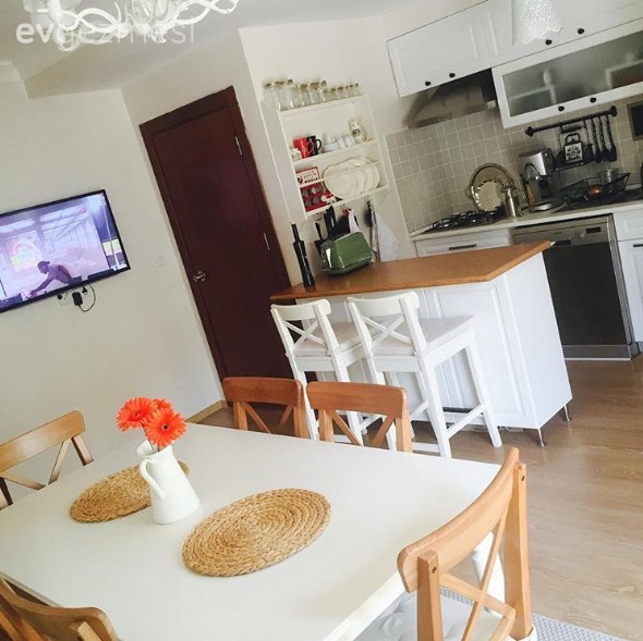 Antik şıklığın ağırlıklı olduğu konforlu ve sofistike bir dekor..