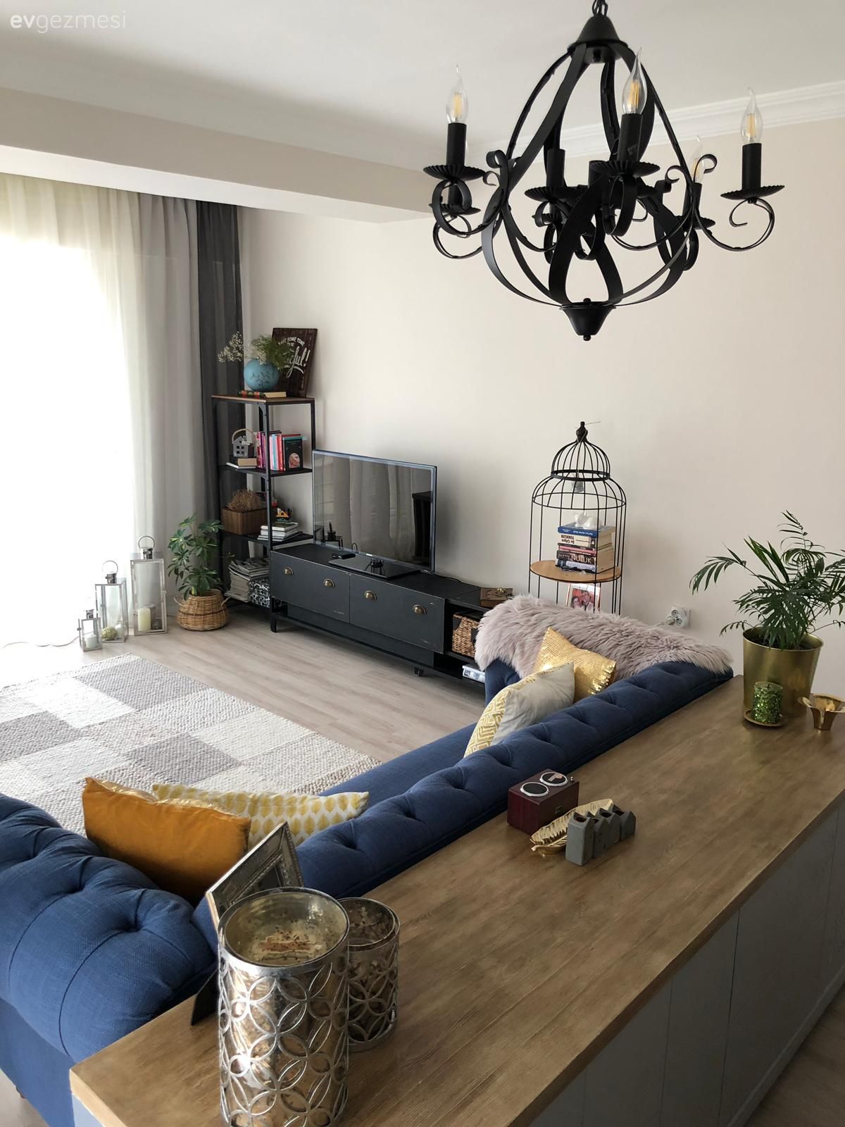 Bu Mutlu Evin Dekorasyonu Kişisel Dokunuşlar, El Emeği Parçalarla Dolu