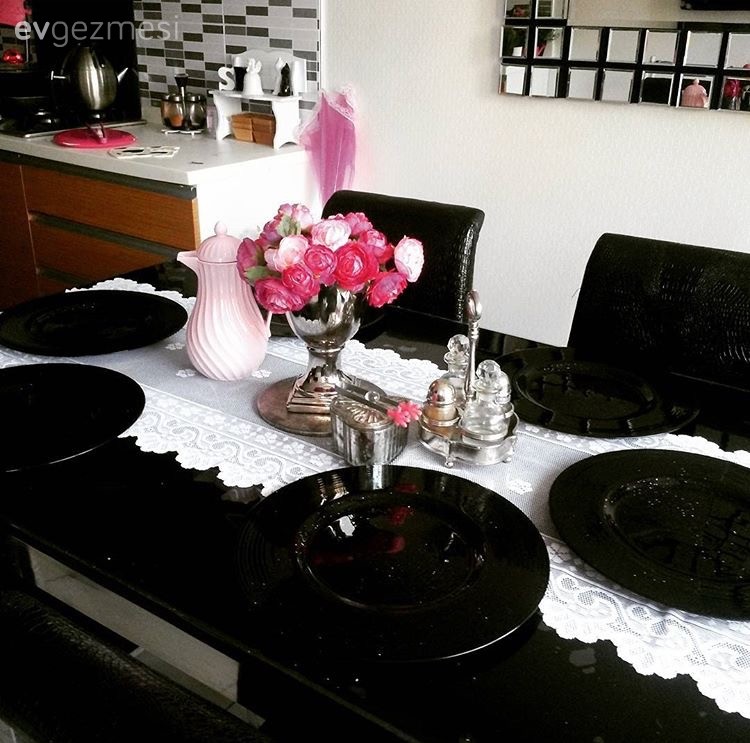 Mutfak, Mutfak masası, Sunum