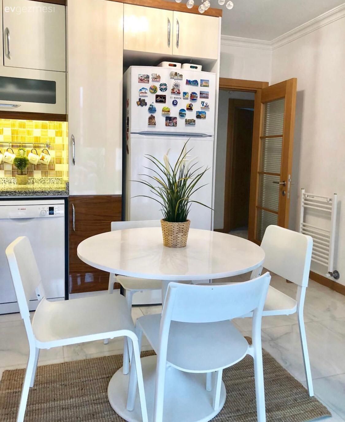 Mutfak, Ahşap Mobilya, Mutfak masası, Mutfak halısı