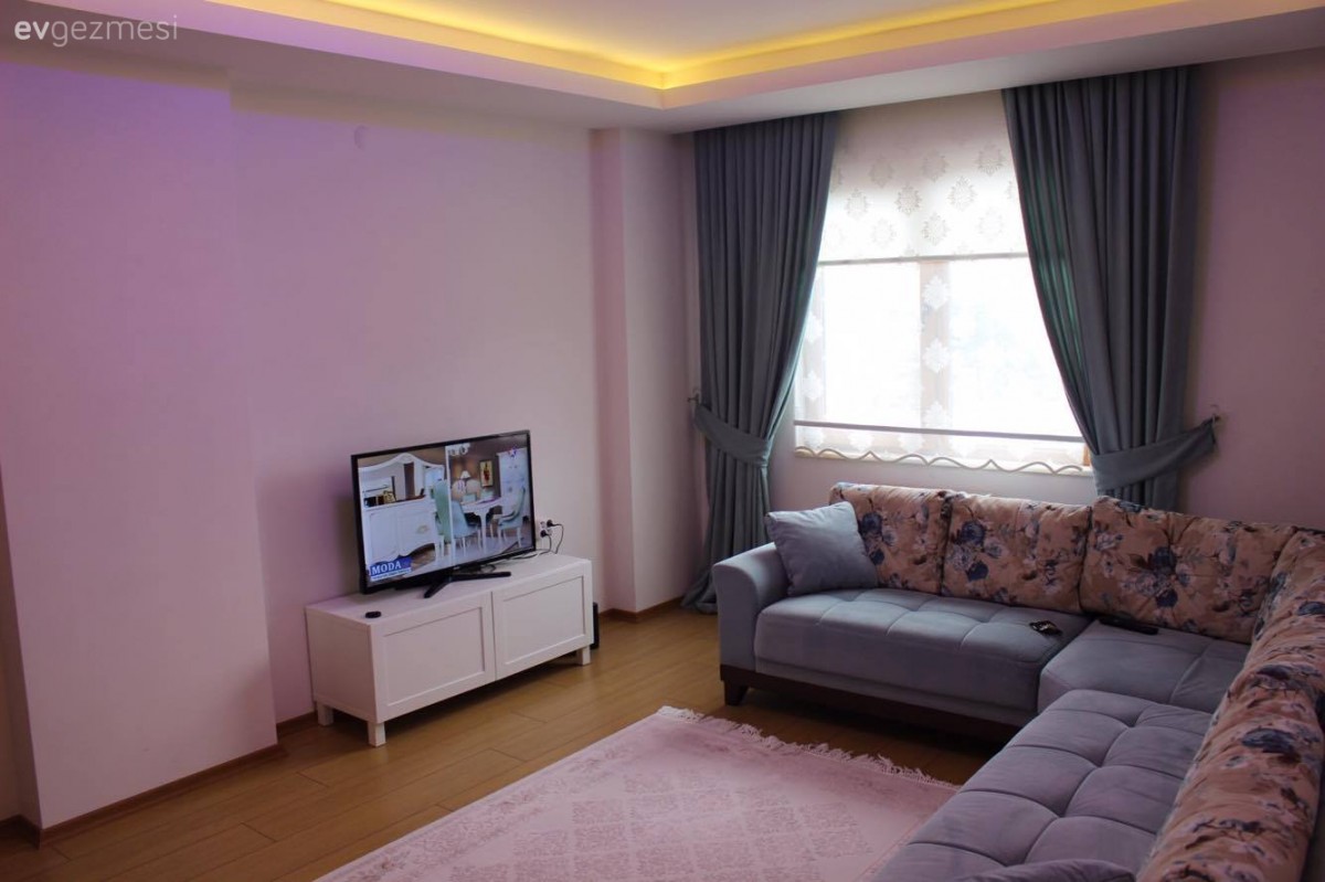 Fon perde, Halı, Köşe koltuk, Mavi, Oturma Odası, Perde