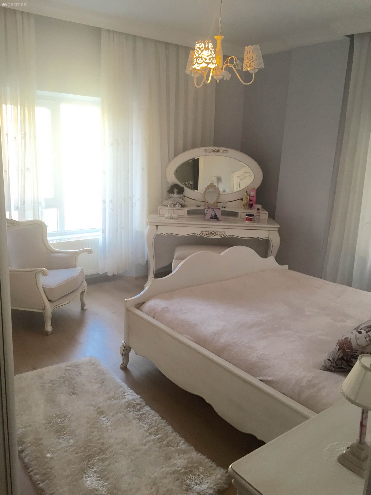 Country, Pembe, Perde, Yatak Odası