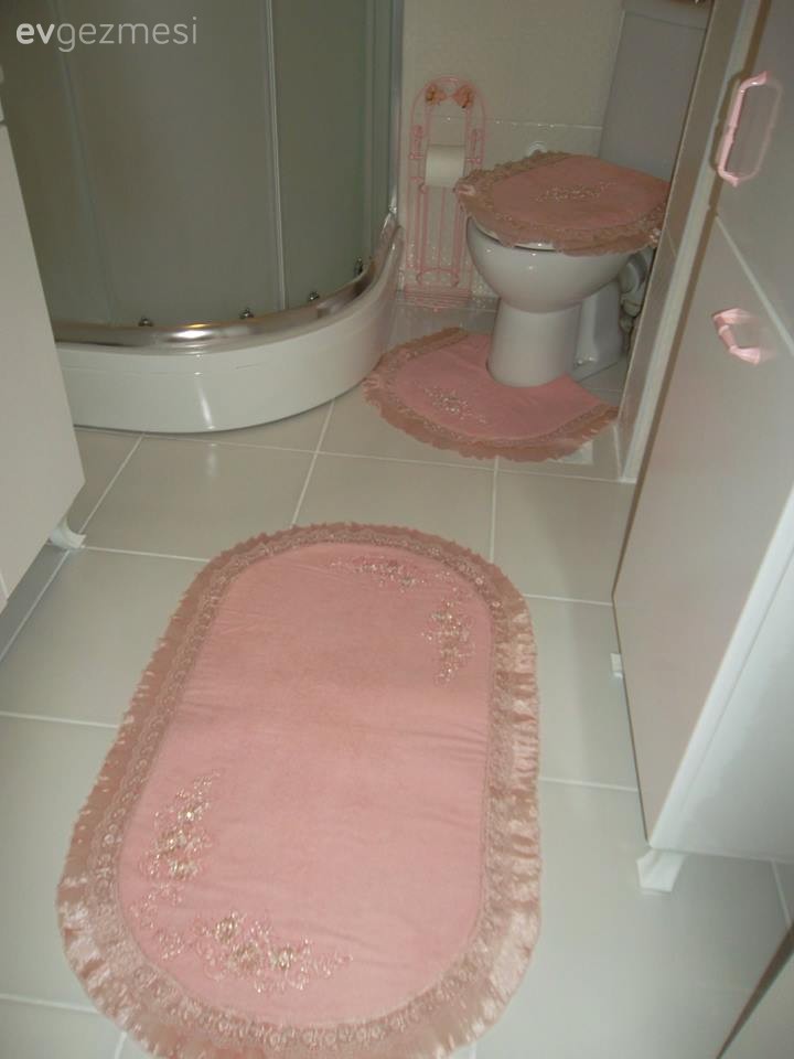 Banyo, Pembe