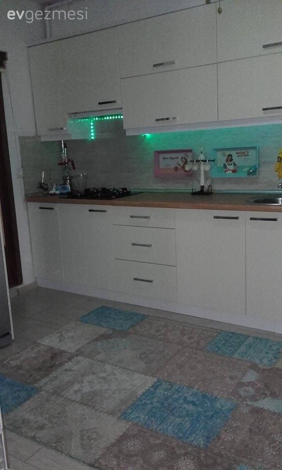 Beyaz mutfak, Halı, Mutfak