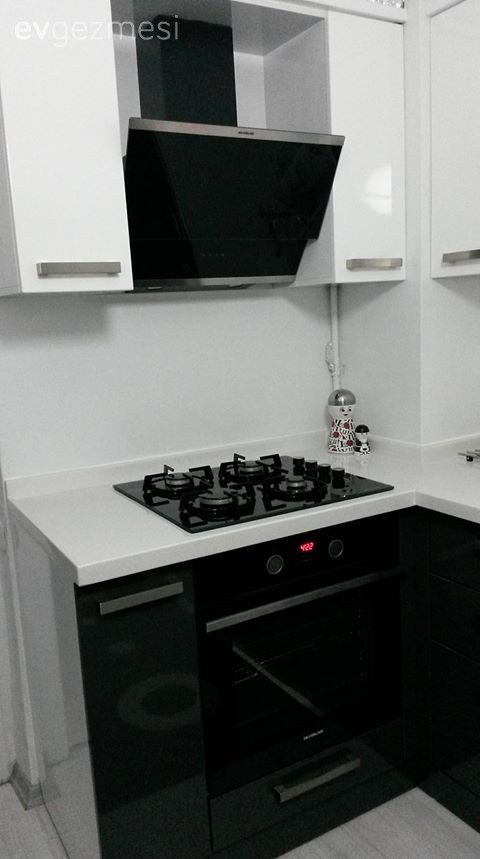 Ev sahiplerimizin bolca emeği ile tadilattan çıkan bir ev..