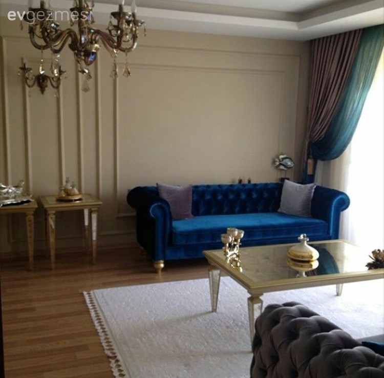 Altın, Avize, Halı, Mavi, Orta sehpa, Salon, Aydınlatma