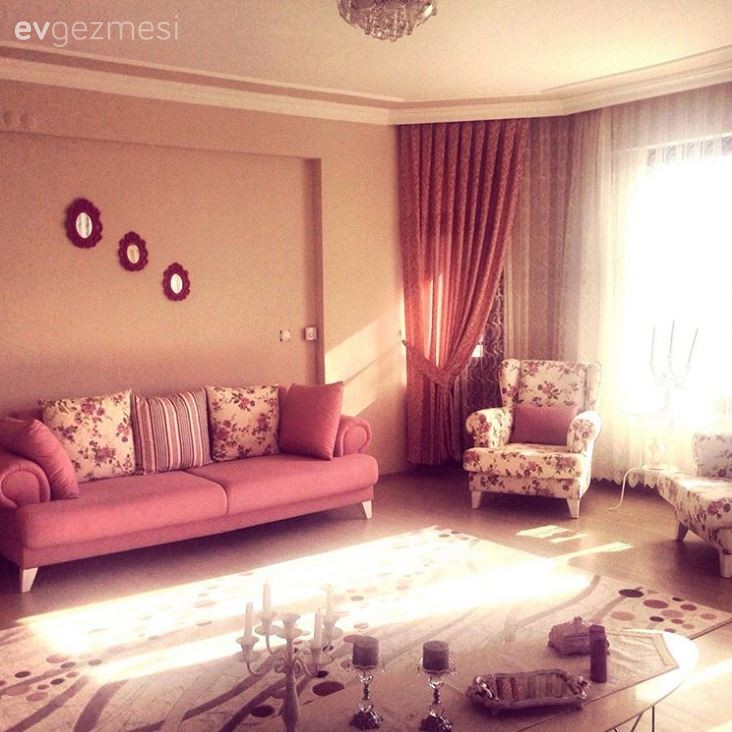 Seden hanımın yumuşak tonlarla yakaladığı zarif ve iç açıcı dekoru..