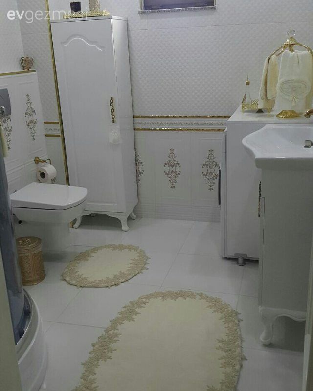 Banyo, Altın
