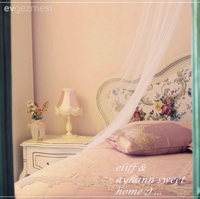 Country, Yatak Odası