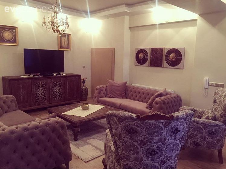 Damla hanımın antik stil esintili şık ve naturel evi..