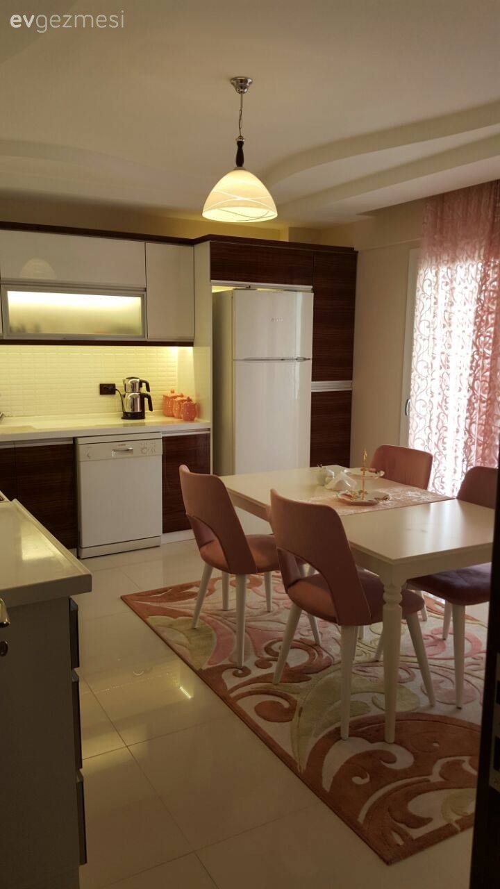 25 yıllık tayin hayatı sonrası kurulu düzen: Oya hanımın keyifli evi..