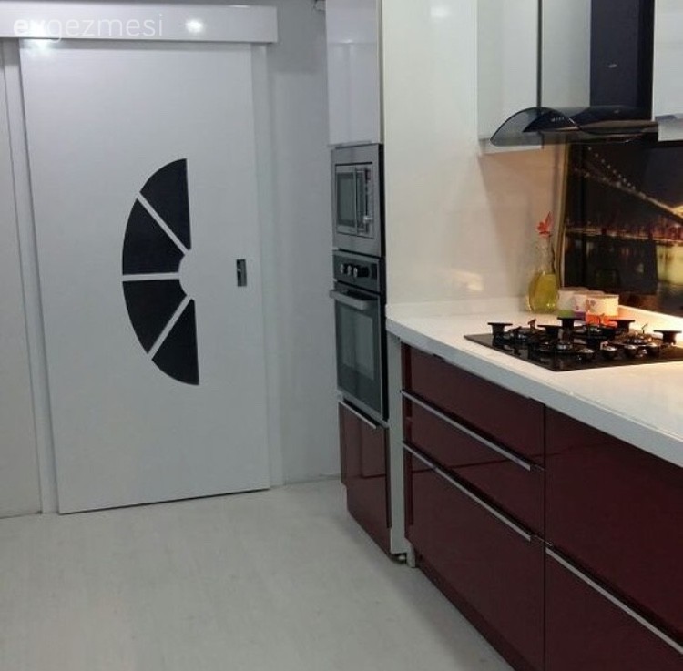 Ankastre, Kırmızı, Kırmızı mutfak, Mutfak, Tezgah arası cam