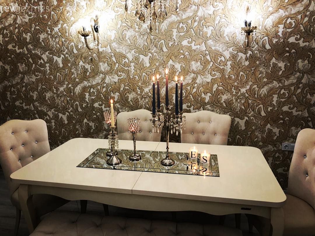 Her Köşesinde Cazibeli Detaylar: Esma Hanım'ın Klasik ve Şık Evi