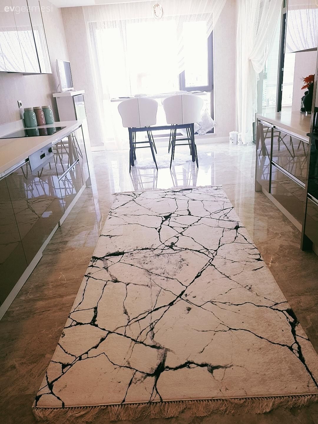 Bu Mutfakta Kullanışlılık ve Estetik Tasarım Bir Arada