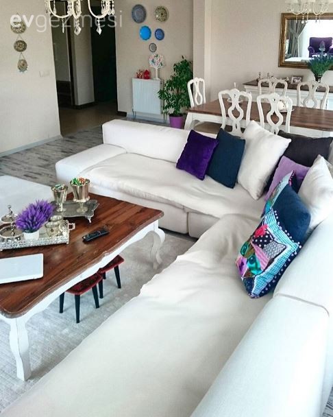 Nurhan hanımın şık ve sıcak evinden yepyeni kareler..