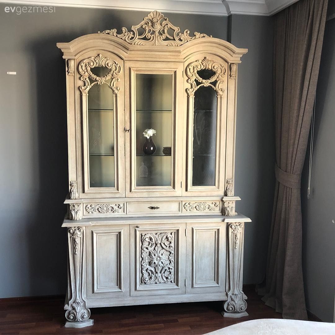 Mihrabı Yerinde Bu Yemek Takımı Şimdi Adeta Sanat Eseri