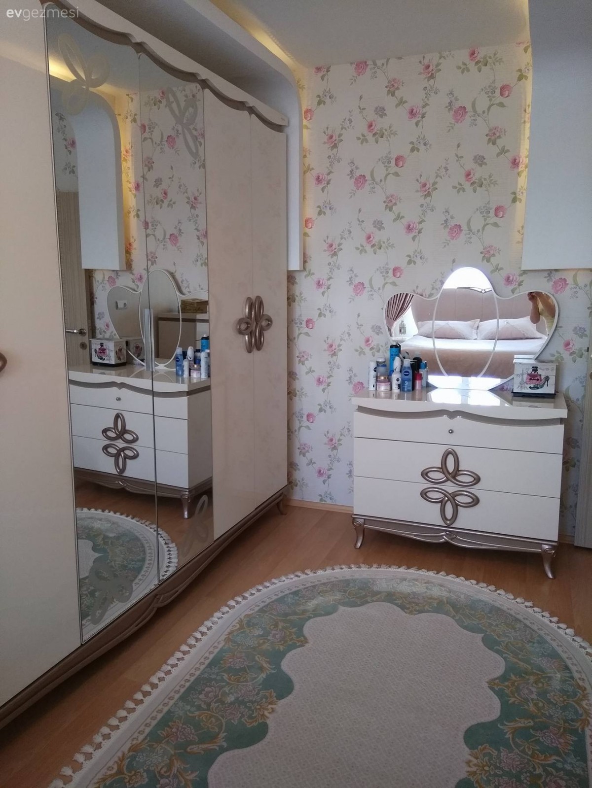 Duvar kağıdı, Halı, Yatak Odası