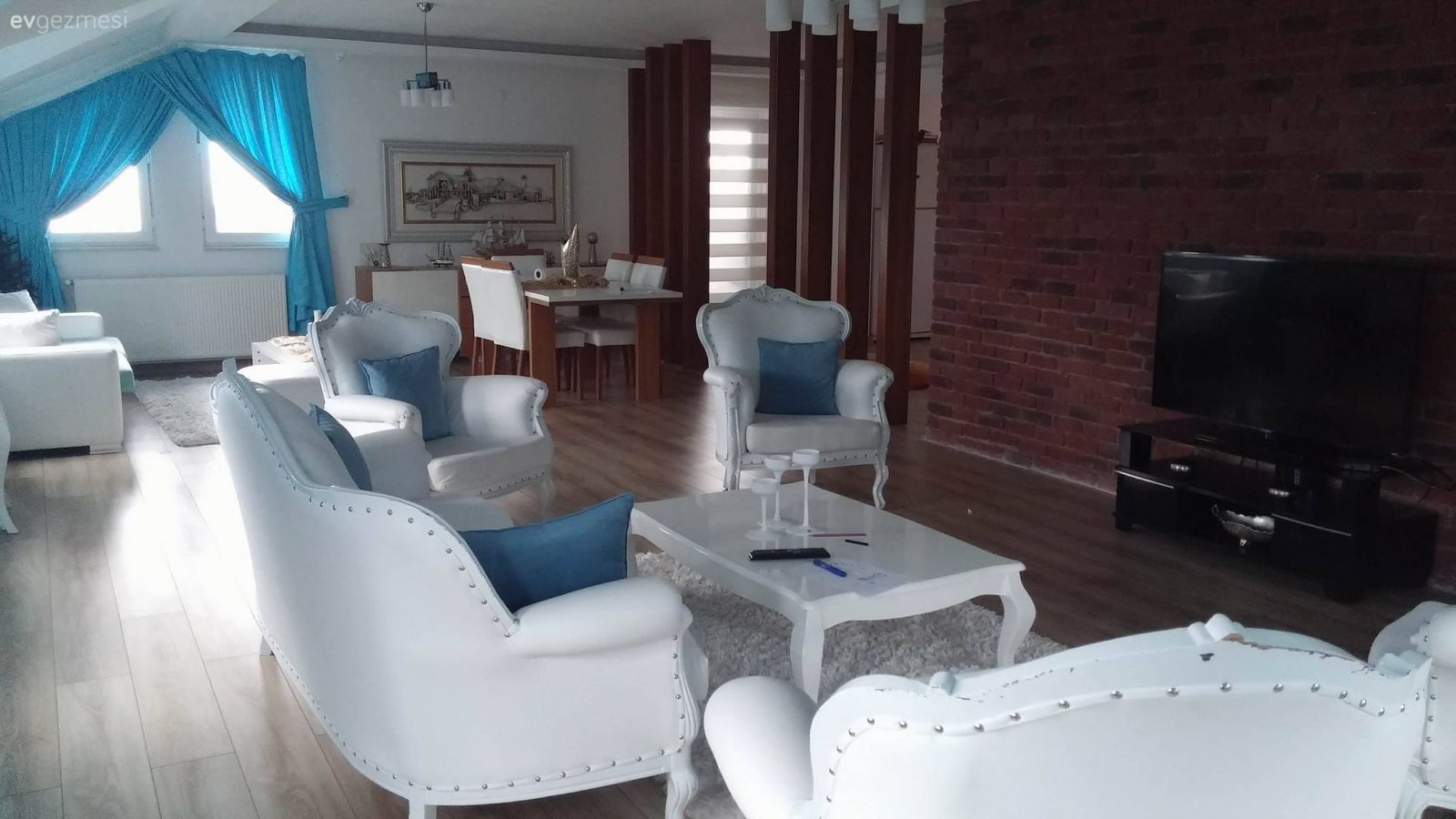 Beyaz, Mavi, Salon, Taş duvar, Yemek Odası