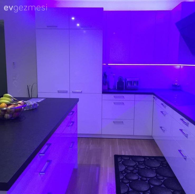 Amerikan Mutfak, Beyaz mutfak, Mutfak