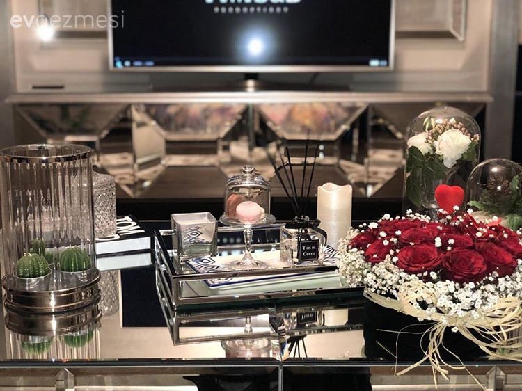 Salon, Dekoratif Objeler