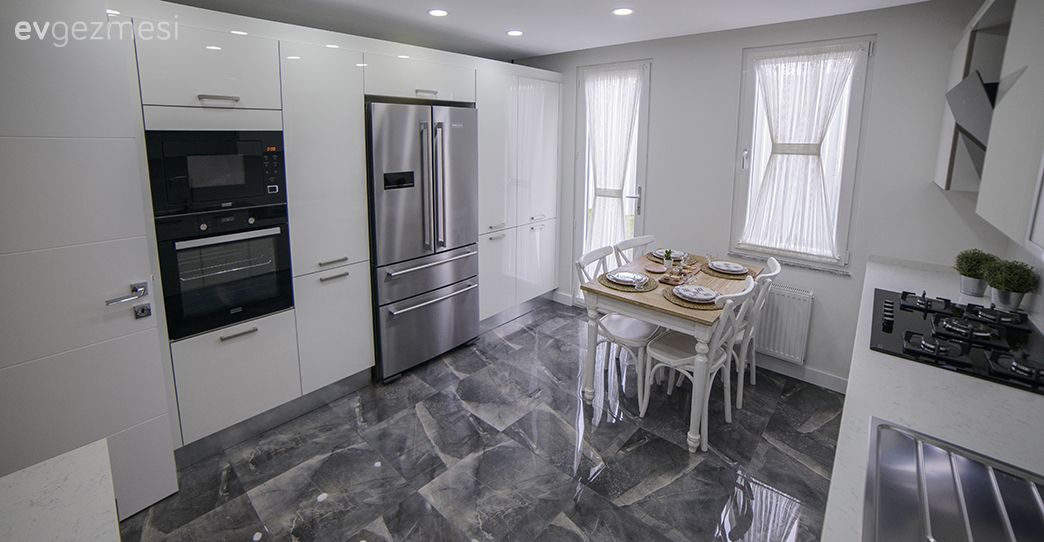 Doğal ve şık bir tasarım. Semt Kocaeli projesinin örnek dairesi..