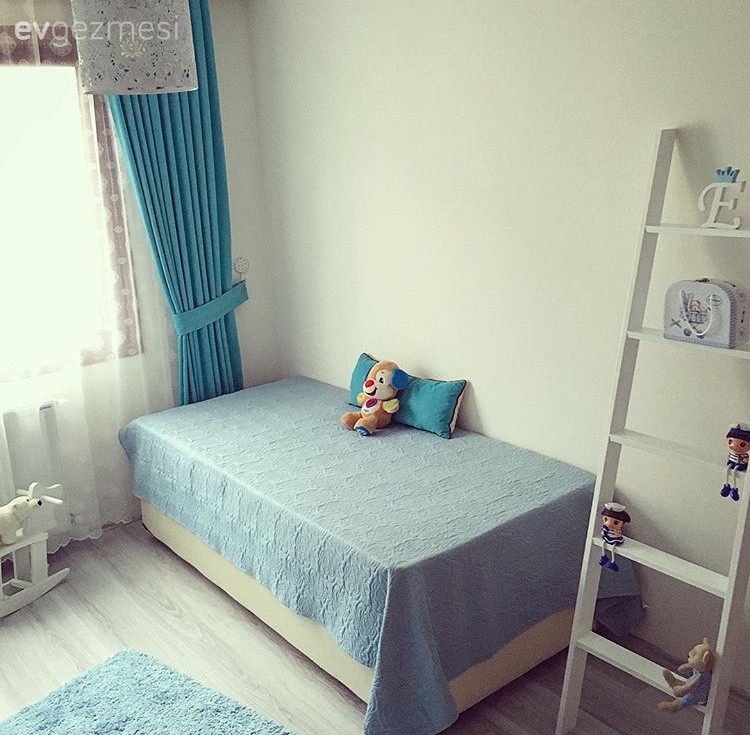 Burcu hanımın bol emekle dönüşen, serin renklerde dingin ve şık evi..