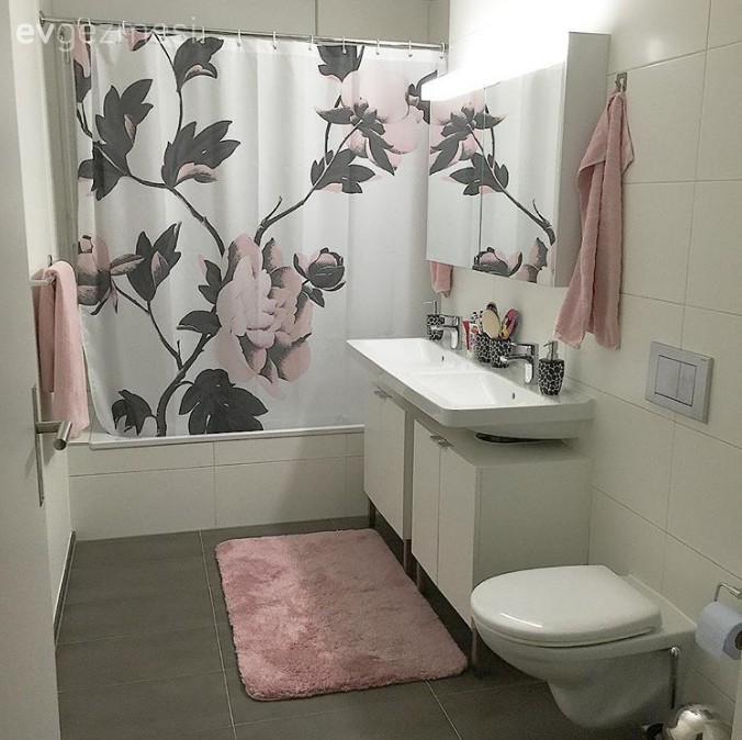 Minimalist dekorun şıklıkla buluştuğu zarif bir ev..