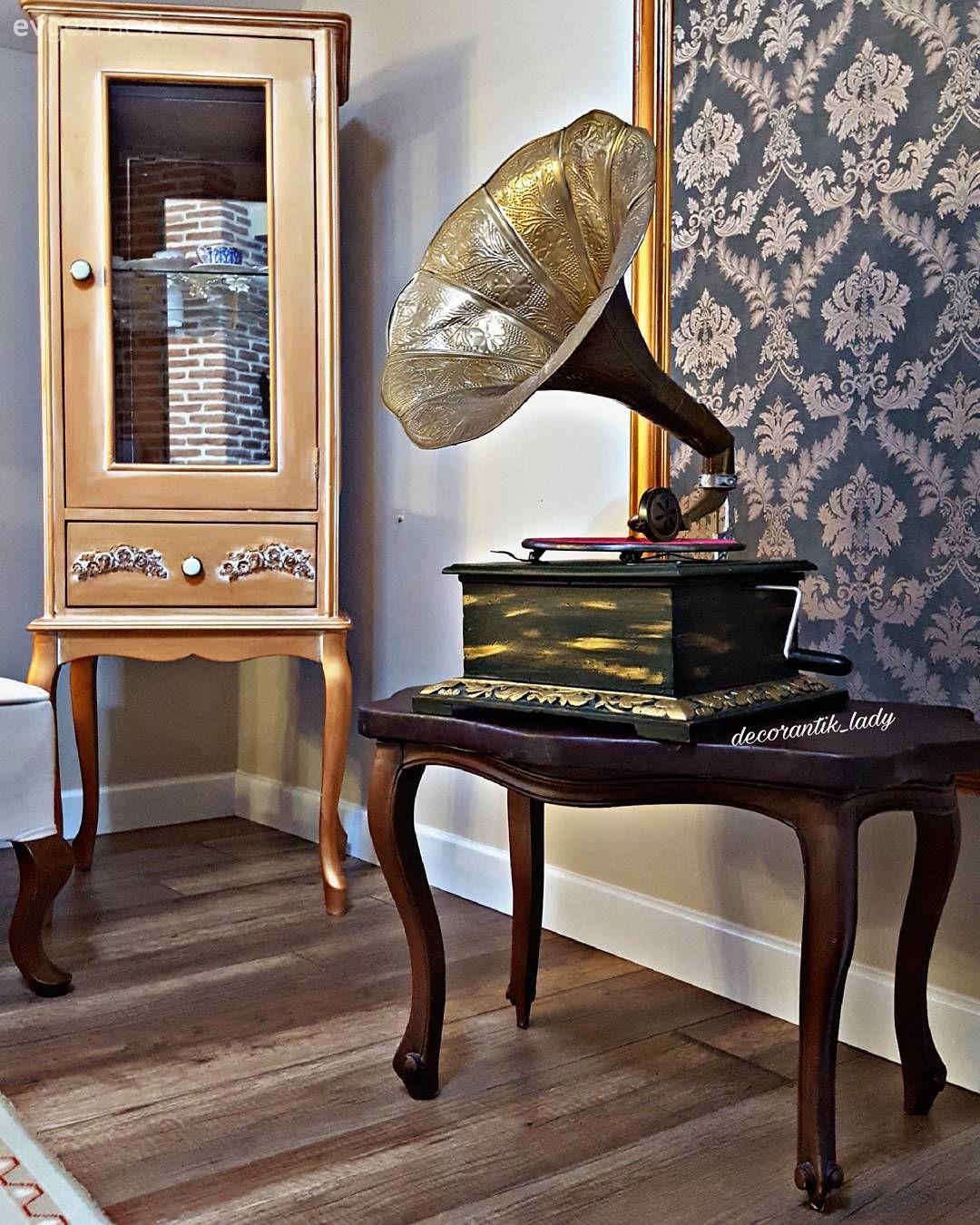 çerçevelenmiş duvar kağıdı, Vitrin, Altın, Gramafon