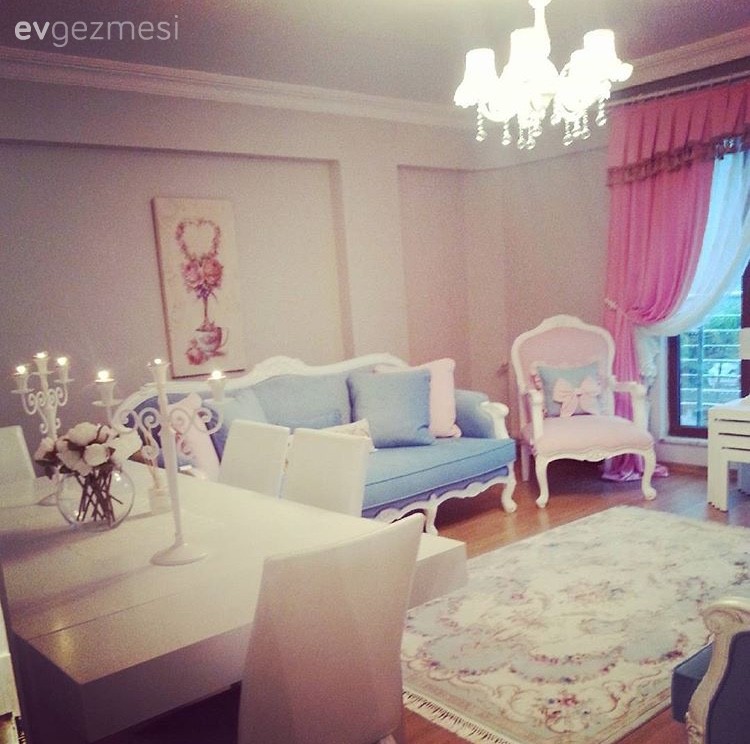 Ayşe hanımın country stilde tatlı evi..