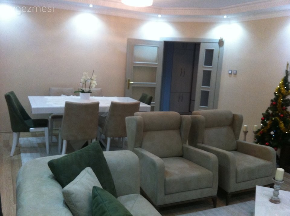 Abartıdan uzak ve uyumlu: Duygu hanımın keyifli evi..