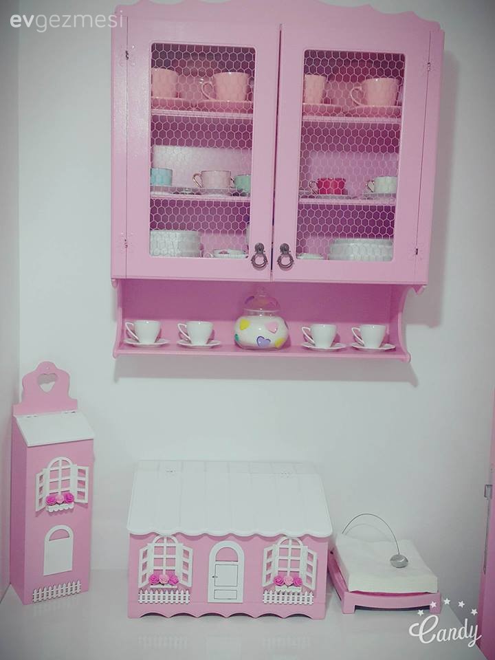 Mutfak, Pembe, Terek