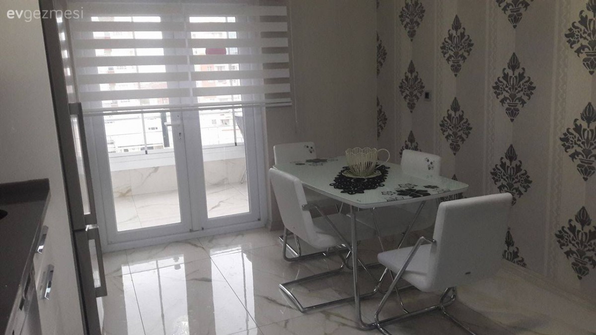 Beyaz mutfak, Duvar kağıdı, Mutfak, Mutfak masası