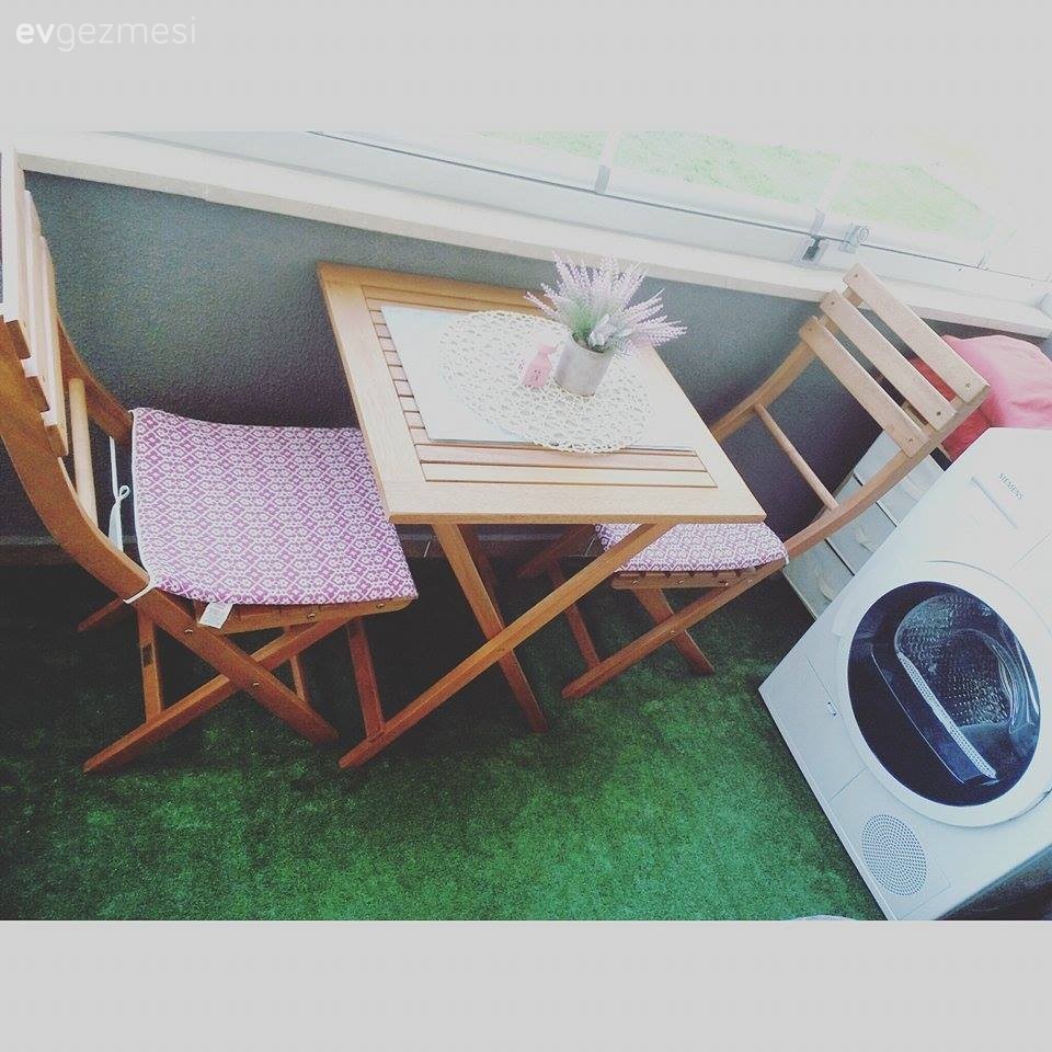 Özge hanımın rahatlığı ön planda tutan, iç açıcı ve naturel evi..