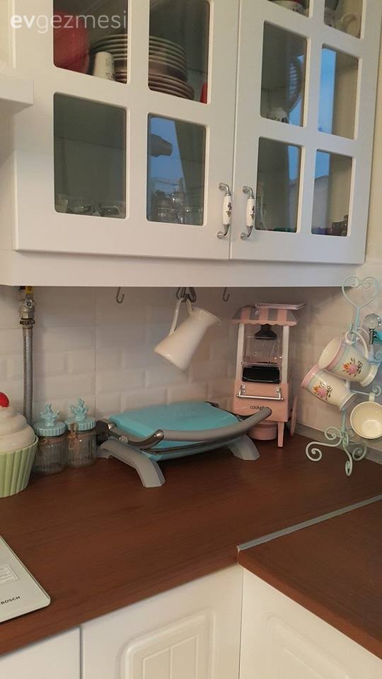 Beyaz mutfak, Country, Mavi, Mutfak, Mutfak aksesuarları